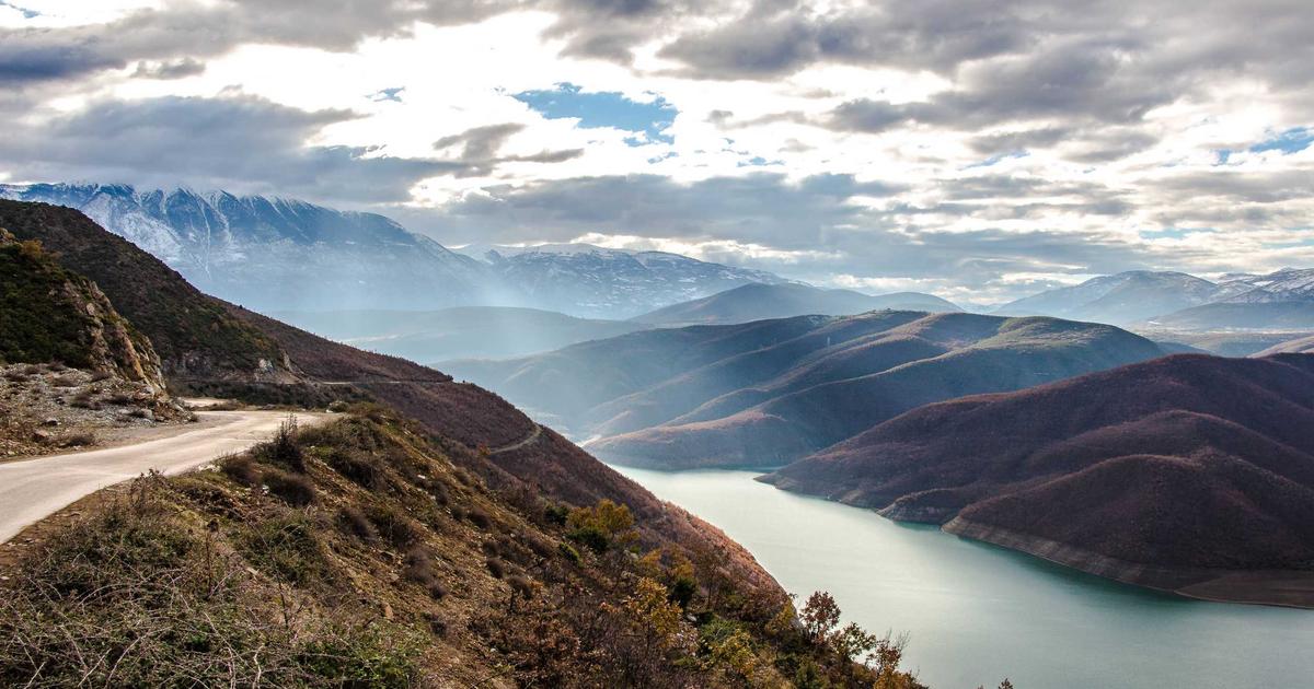 国家情報局創設の深層：日本の情報統合が孕む構造的リスク