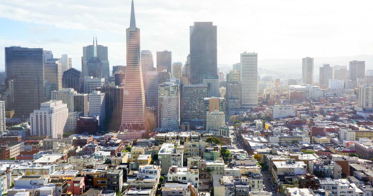 野村実代写真集が問うアイドル10年の本質