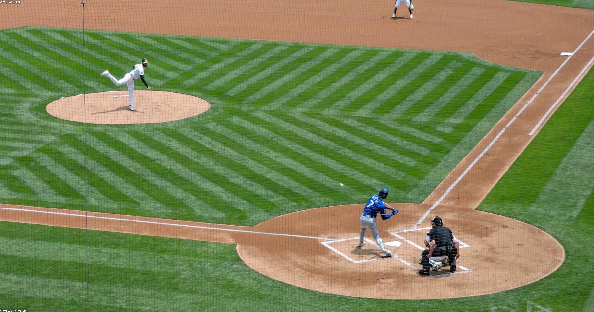 村上宗隆8号の衝撃｜MLB覚醒の構造を解剖