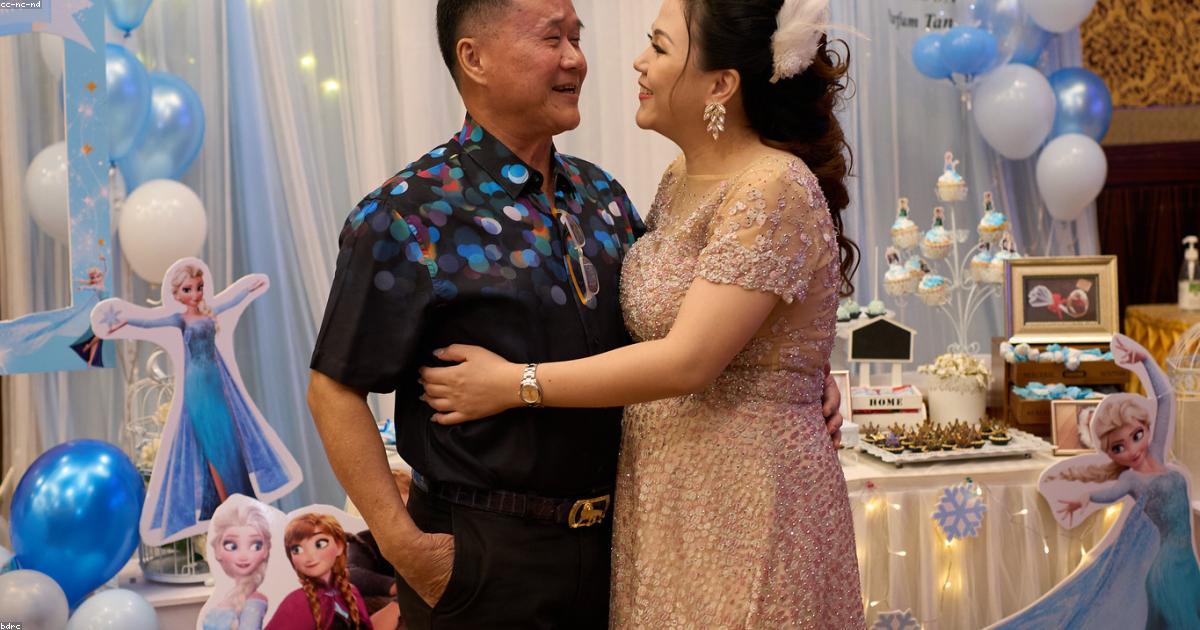 食事中に立ち歩く子をピタッと座らせる5つの解決法